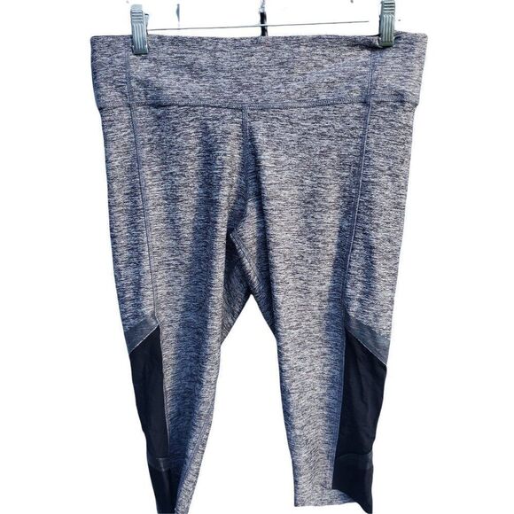 Pink Ultimate Capris - Picture 5 of 6